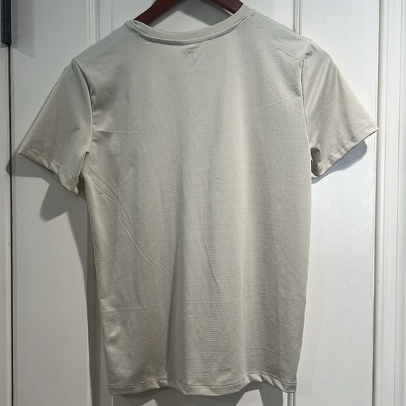 Kids Layers Performance Tee Shirt Sport Tech Dry Boys Large - Picture 6 of 11